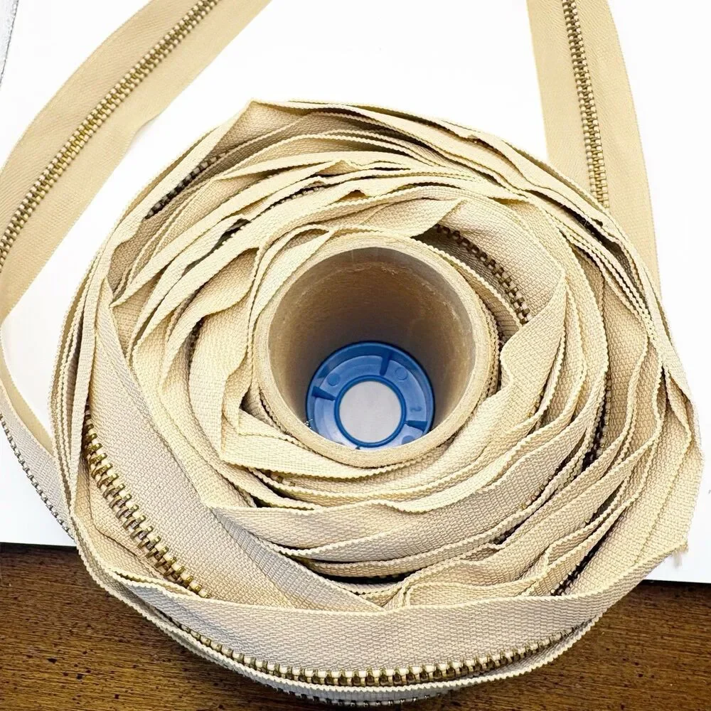Dritz 9/16” Brass Zipper Chain Style 8925 Yardage